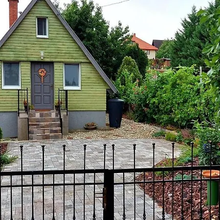 Erdőalján Házikó *